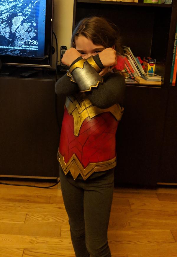 Zoe modelling her armour and bracers